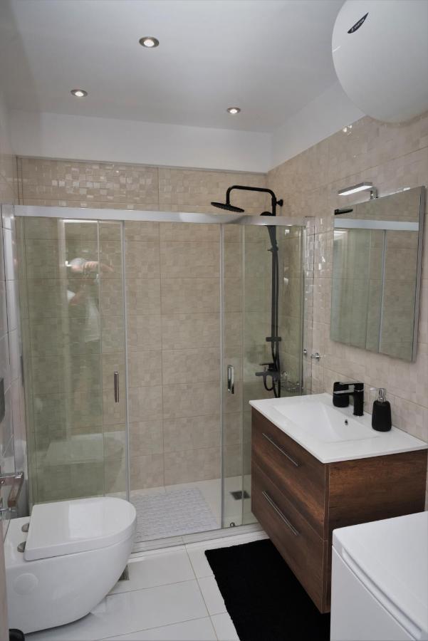 Koules Sea View City Apartment كاندية المظهر الخارجي الصورة